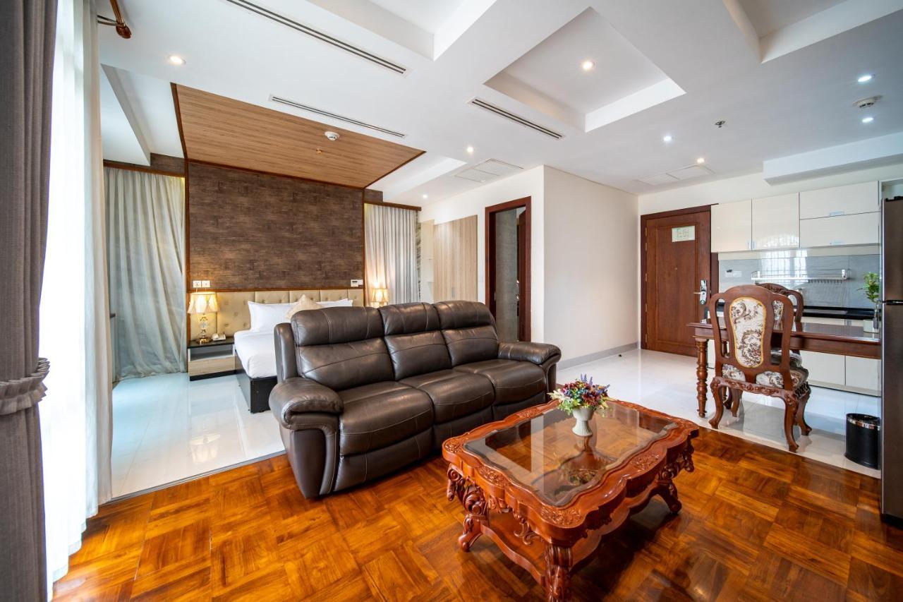 Lcs Hotel & Apartment بنوم بنه المظهر الخارجي الصورة
