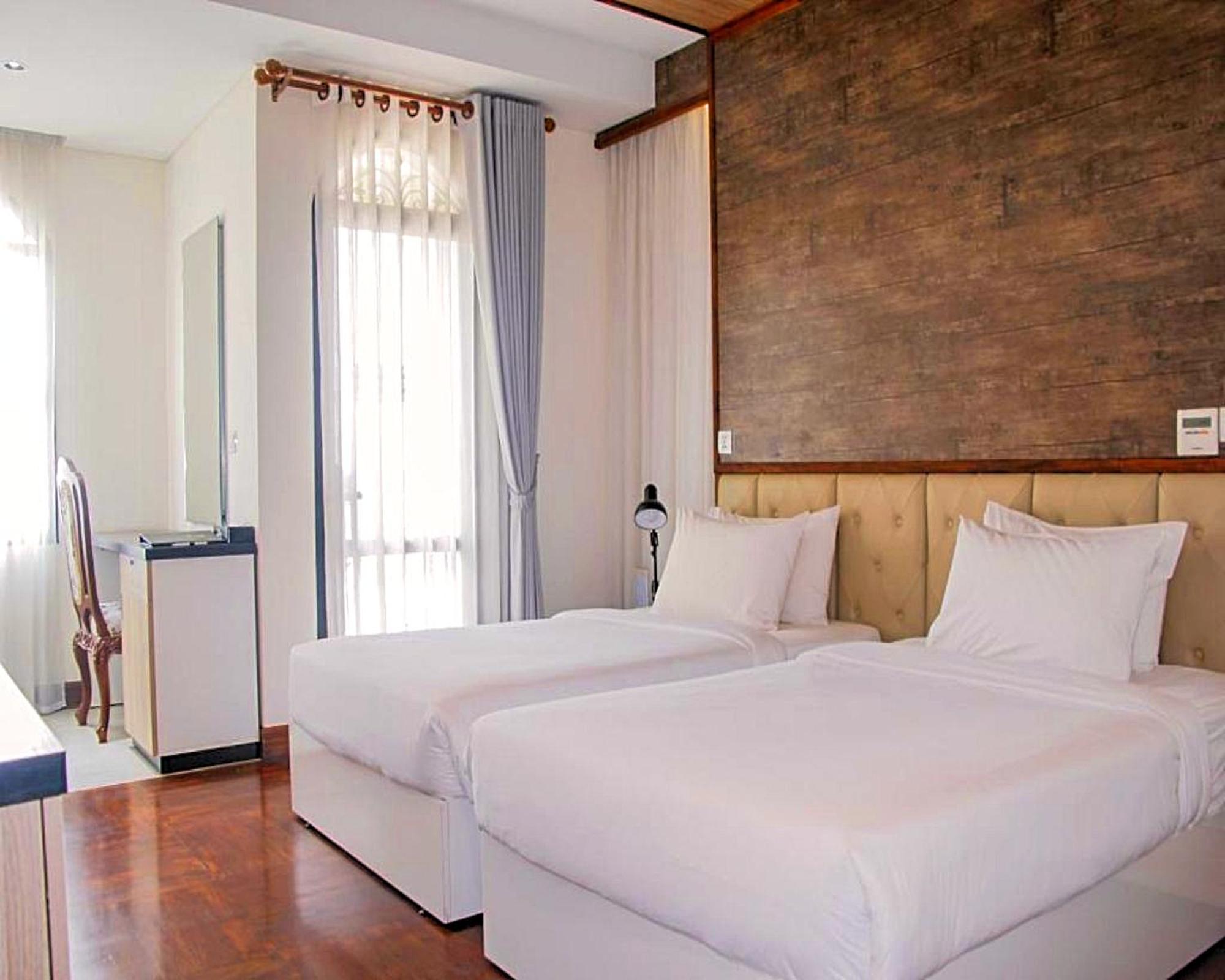 Lcs Hotel & Apartment بنوم بنه المظهر الخارجي الصورة