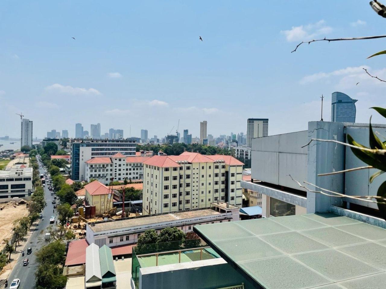 Lcs Hotel & Apartment بنوم بنه المظهر الخارجي الصورة